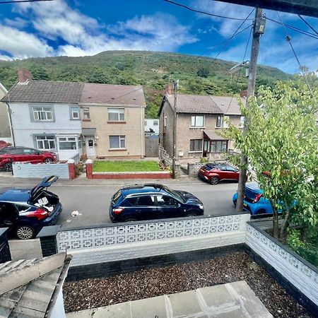 Executive 3 Bedroom Port Talbot Town Centre Margam Sleeps 7 Bagian luar foto